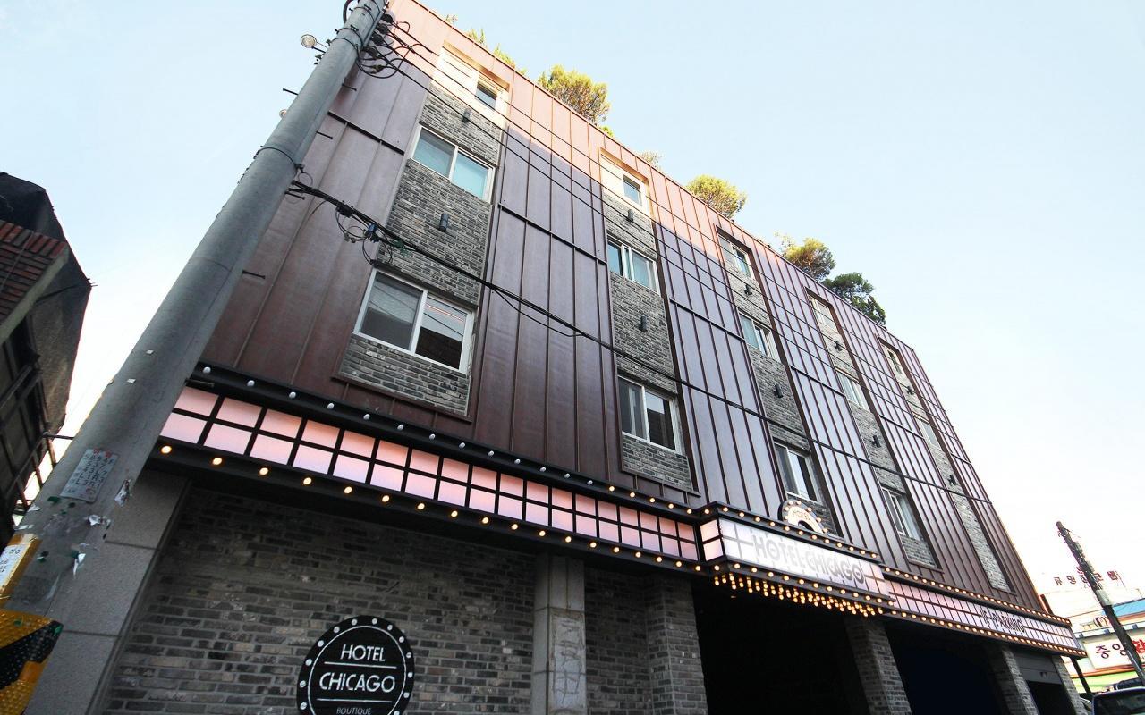 Hotel Chicago Jinju Eksteriør bilde