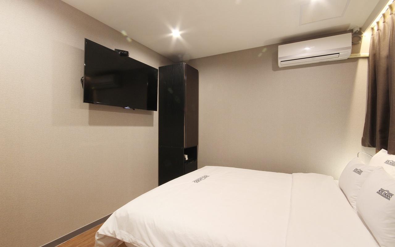 Hotel Chicago Jinju Eksteriør bilde
