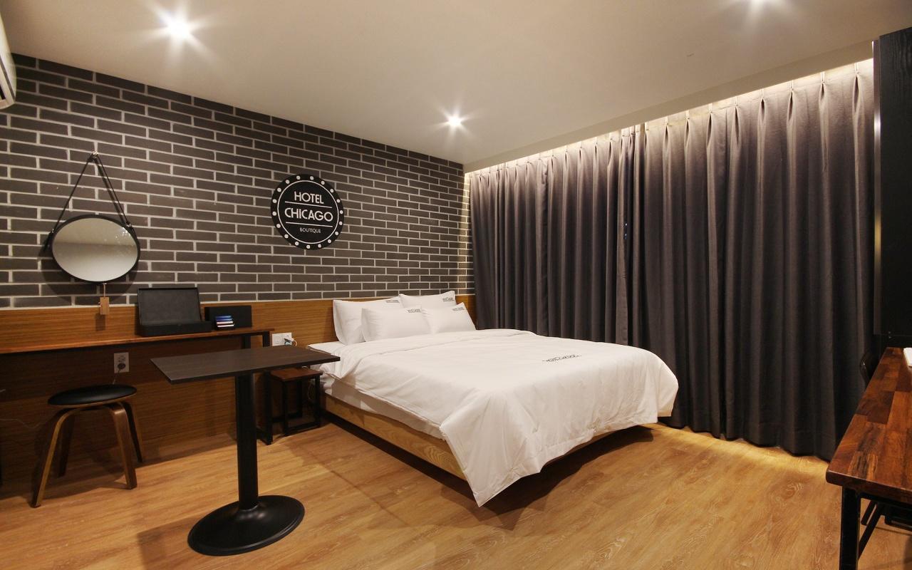 Hotel Chicago Jinju Eksteriør bilde